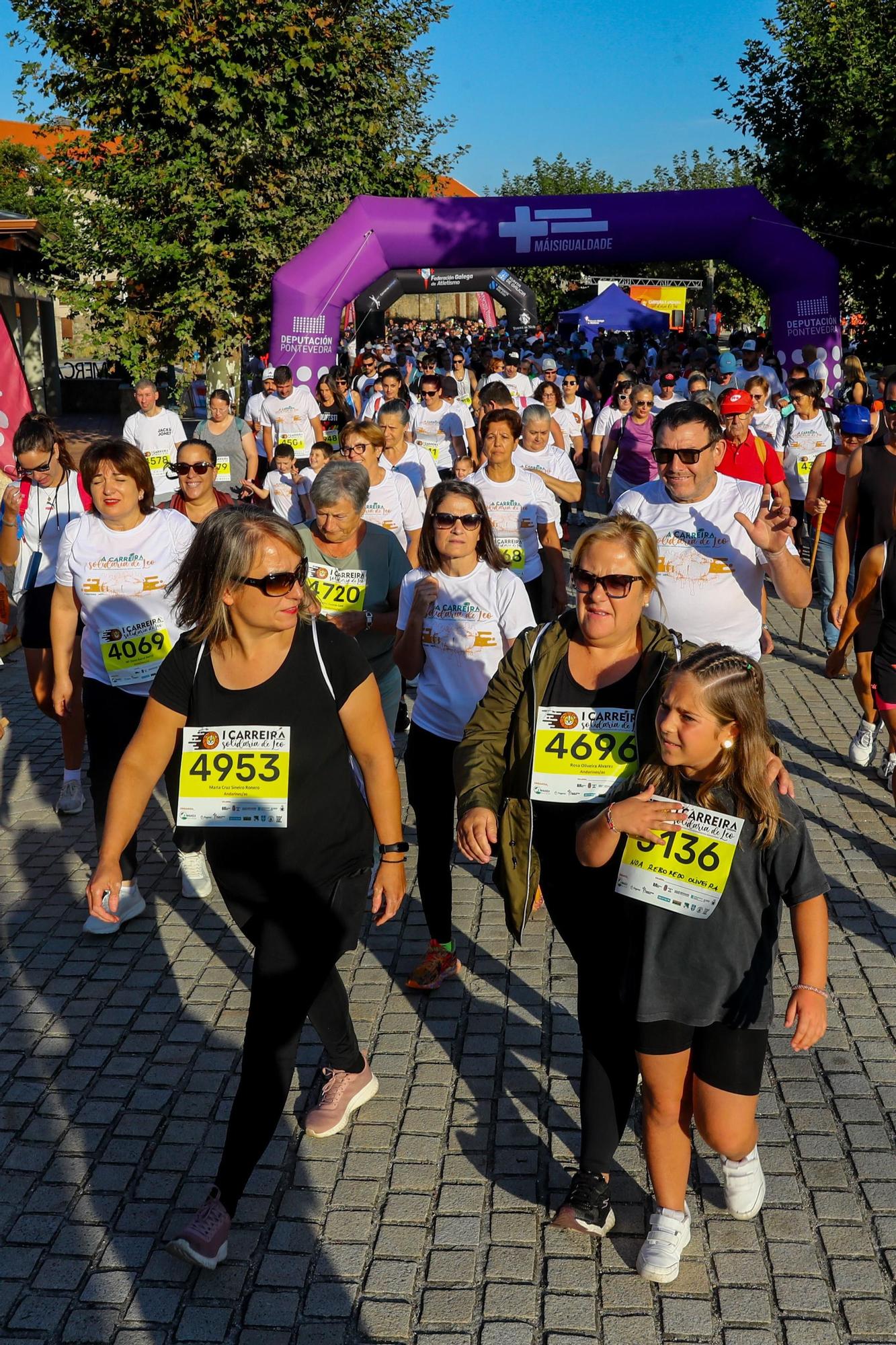 Asistentes a la "I Carrera Solidaria de Leo", con la que recordar al bebé de Meis fallecido hace casi un año y dar visibilidad a las enfermedades raras.