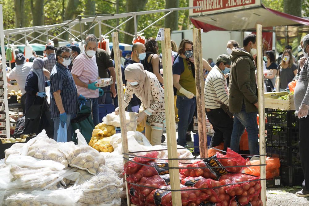 Imatges: EL mercat de Girona en un dissabte de confinament