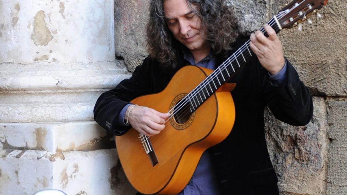 El cantant flamenc en una fotografia promocional.					                 | LEVANTE-EMV