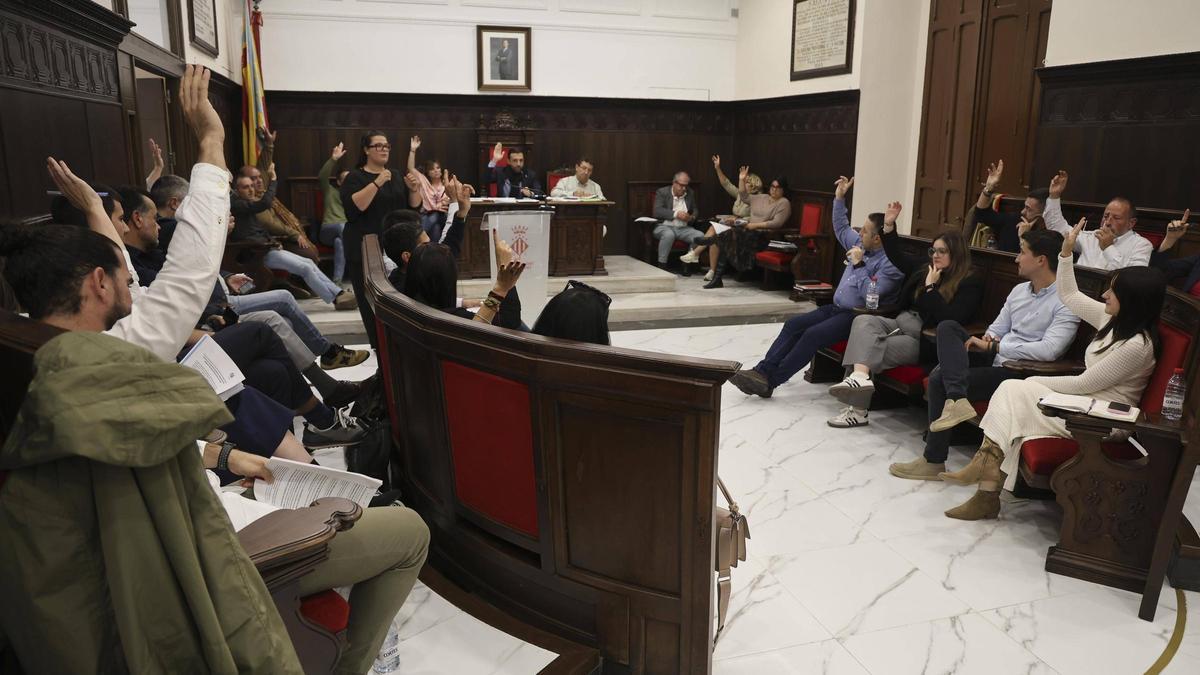 Votación unánime en el pleno de Sagunt.
