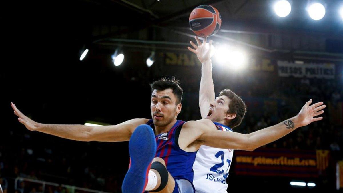 El Barça se juega la vida en el Palau