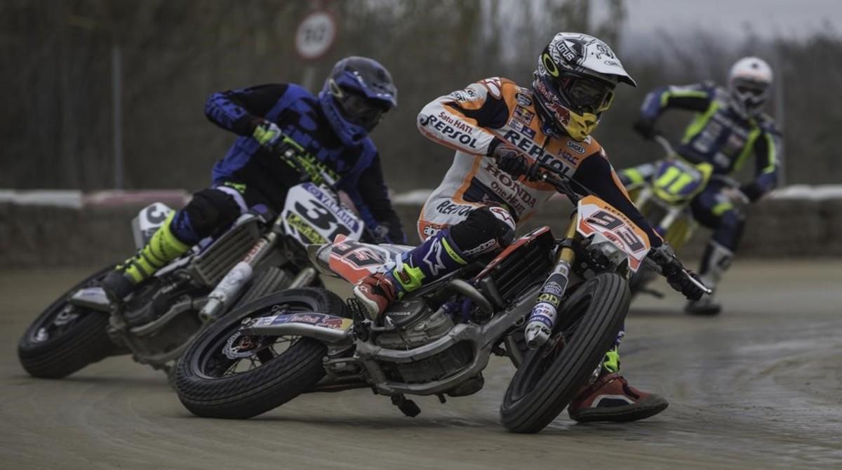 eprozas36635382 marc m rquez haciendo dirttrack foto  alejandro ceresuela161216210403