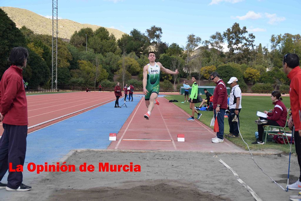 Regional absoluto y sub-23 de atletismo en Lorca