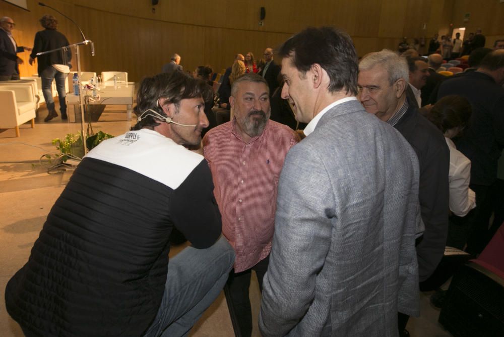 El seleccionador Julen Lopetegui en la Universidad de Alicante.