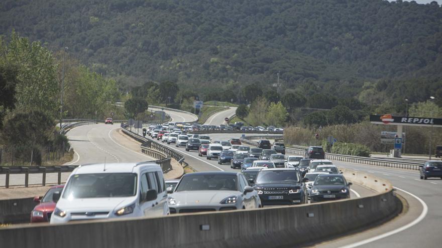 La mobilitat la Costa Brava, un estiu més a l’atzucac