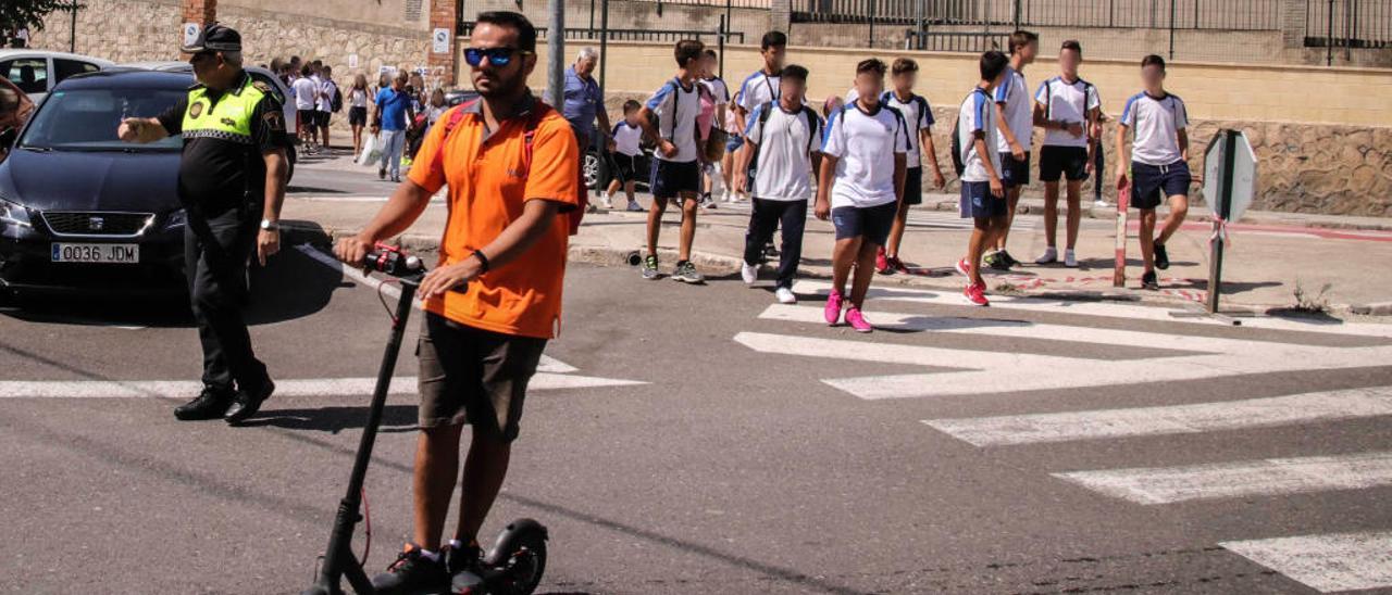 Alcoy subvencionará la compra de patinetes eléctricos y prevé regular su uso el mes que viene