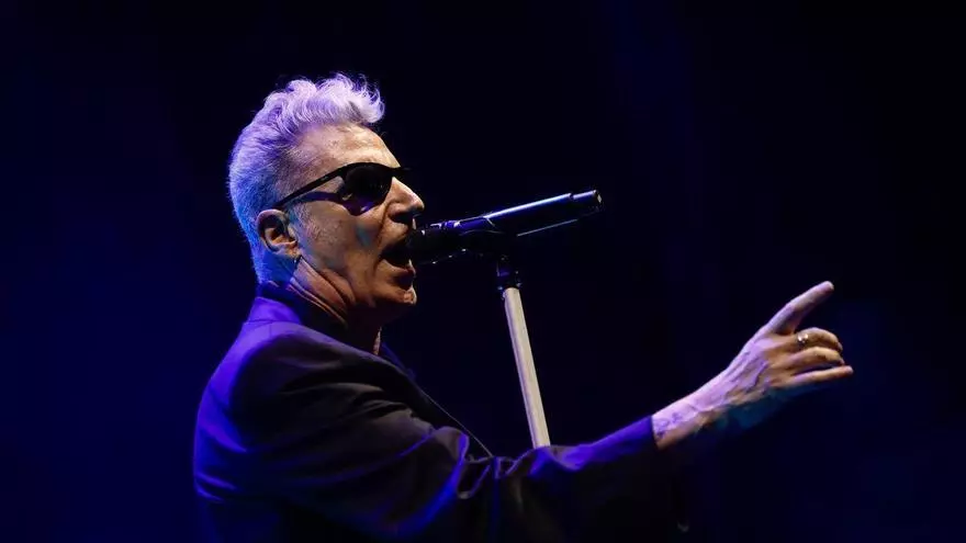 Loquillo prende una noche de puro rock en Córdoba