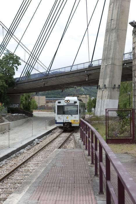 Los trenes de FEVE vuelven a funcionar en Langreo