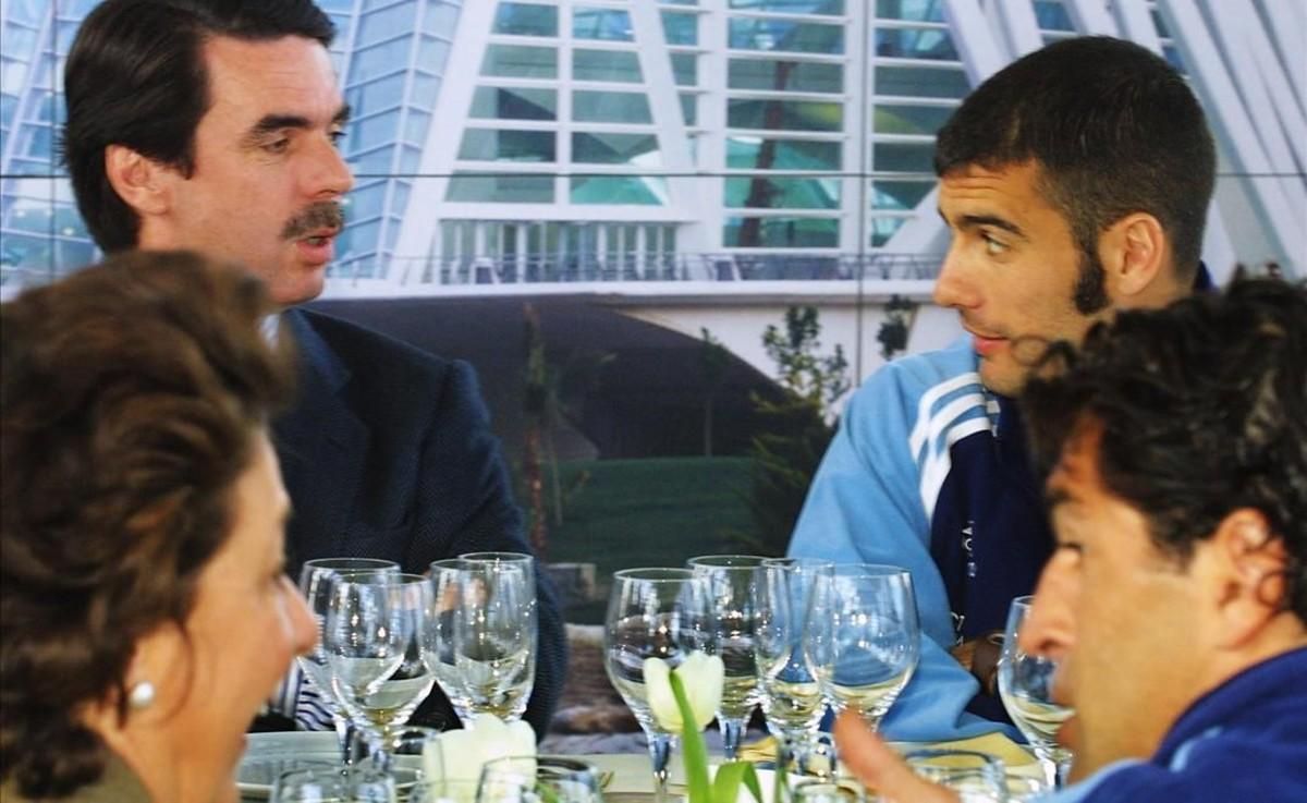 jgblanco36393495 valencia 26 3 01   miguel lorenzo jose m  aznar de visita a 161123151330