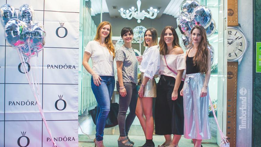 Expertos en moda respaldan la nueva colección del sello murciano Ahora