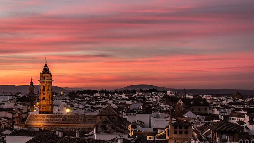Ni Marbella ni Málaga: esta es la ciudad con mayor extensión de la provincia que incluso supera a Madrid o Barcelona