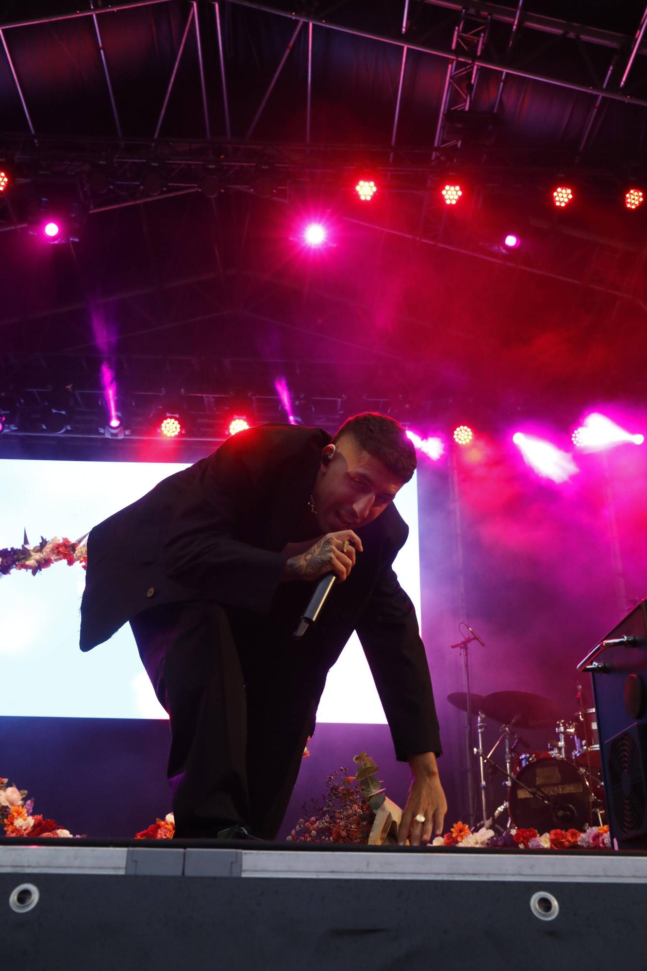 Concierto de Enol en la Plaza Mayor de Gijón