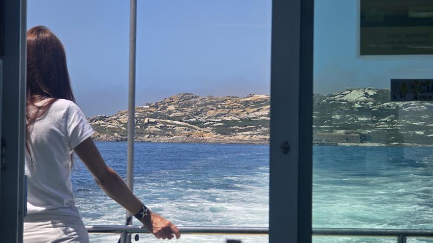 Visita a la isla de Sálvora con la naviera Cruceros del Ulla Turimares.