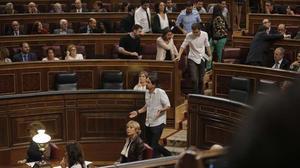 Podem abandonen el Ple del Congrés al negar-se Ana Pastor a concedir a Pablo Iglesias un torn per al·lusions.
