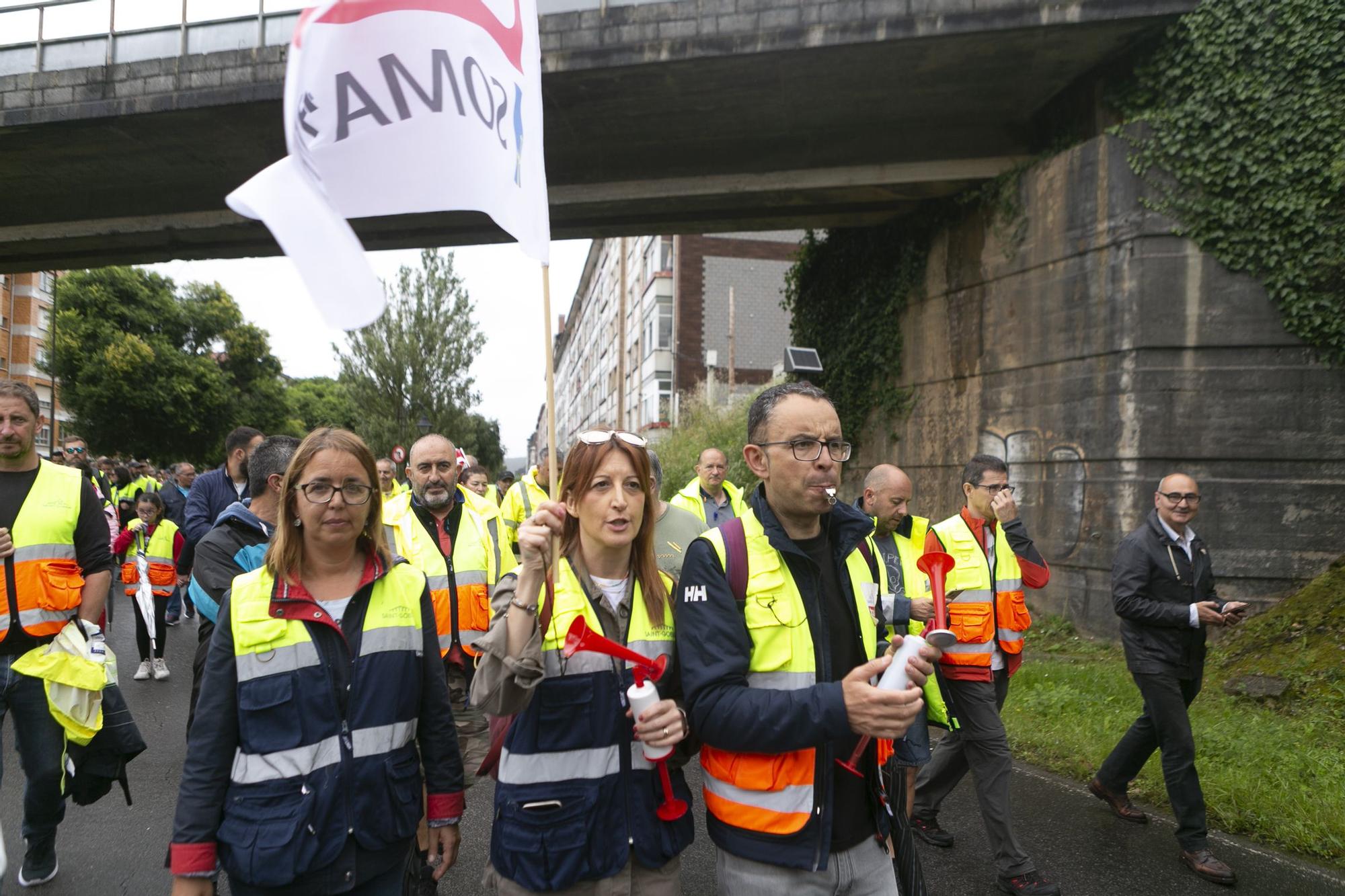 EN IMÁGENES: así transcurrió la marcha de los trabajadores de Saint-Gobain