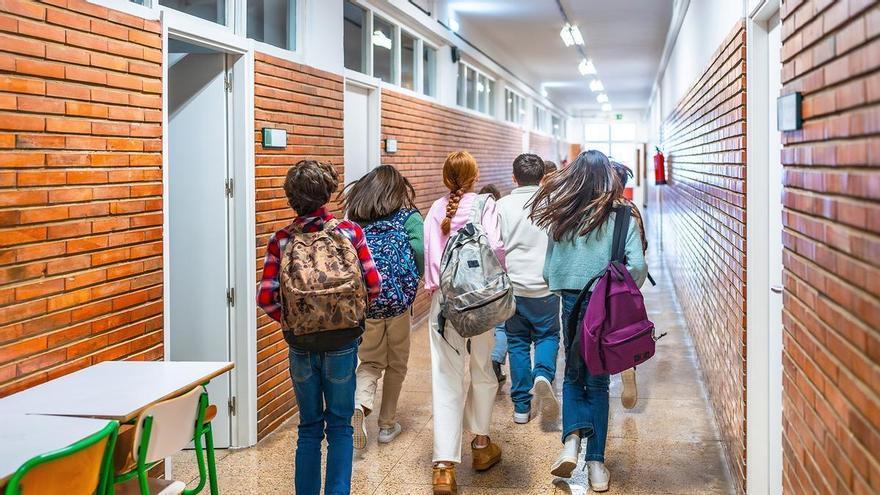 S’impulsa un pla per alleugerir la càrrega administrativa dels docents