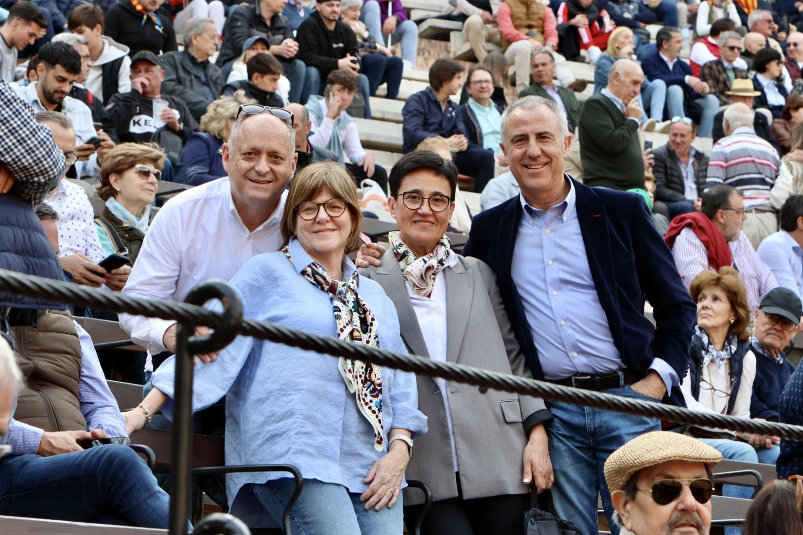 Manzanares arropado por aficionados de Alicante en la Feria de Fallas