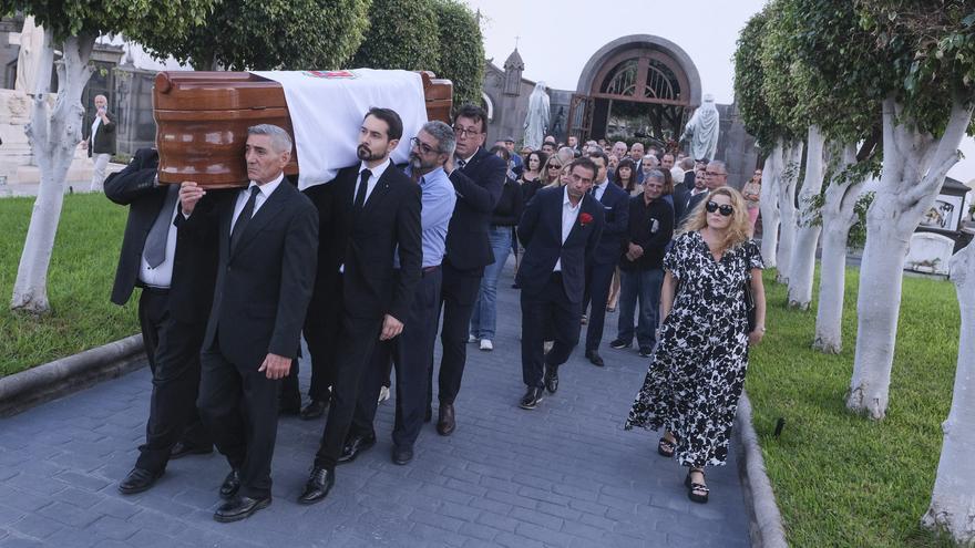 Entierro de Jerónimo Saavedra en el Cementerio de Vegueta