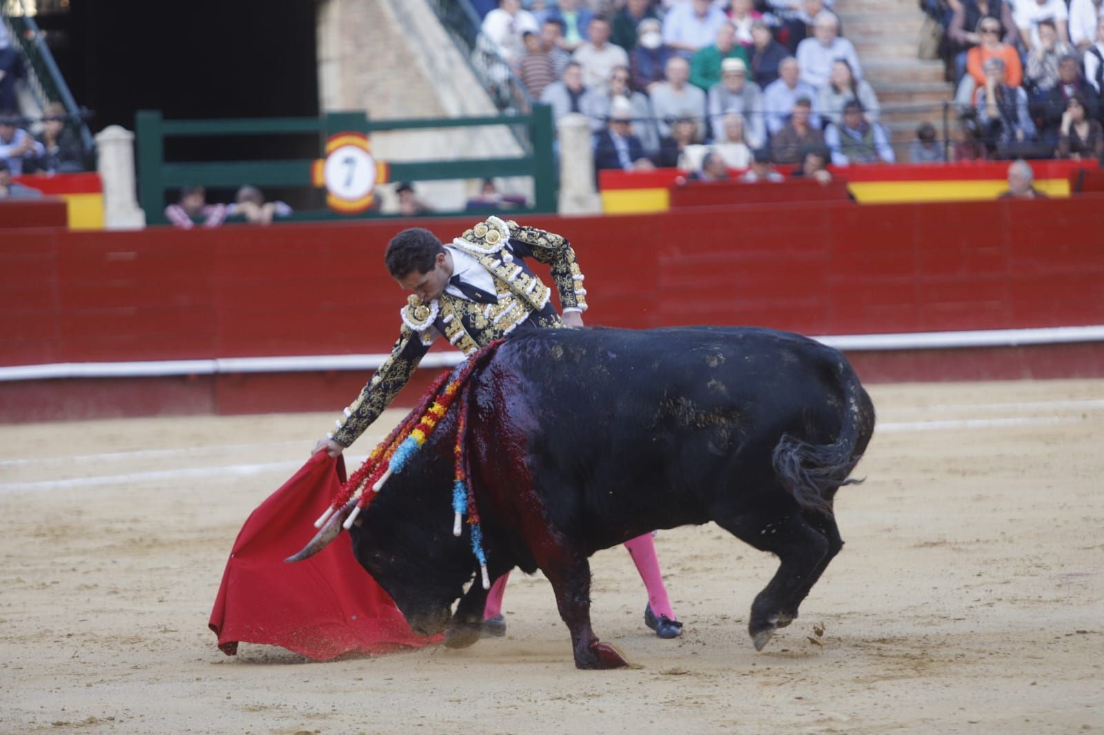 Así ha sido la primera corrida de toros de la Feria de Fallas
