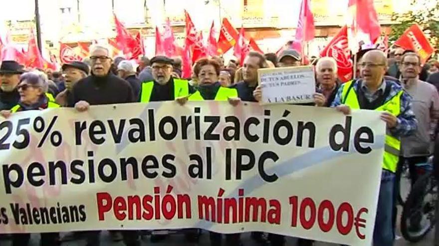 La marea &quot;por unas pensiones dignas&quot; vuelve a salir a la calle