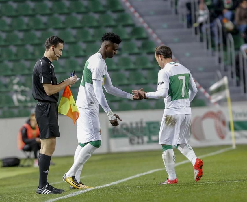 La derrota del Elche ante el Sabadell en imágenes