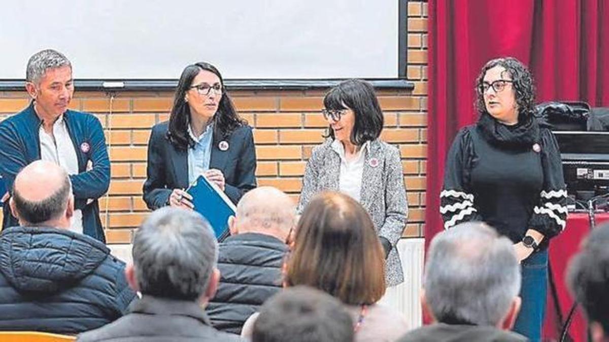 Crujeiras arrancó la campaña de la segunda vuelta en el Campus de Lugo.
