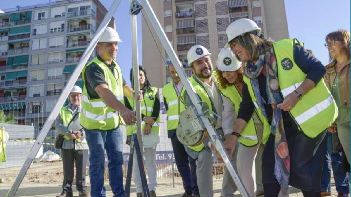 La alcaldesa de L'Hospitalet, Núria Marín, en el acto de inauguración de las obras este miércoles