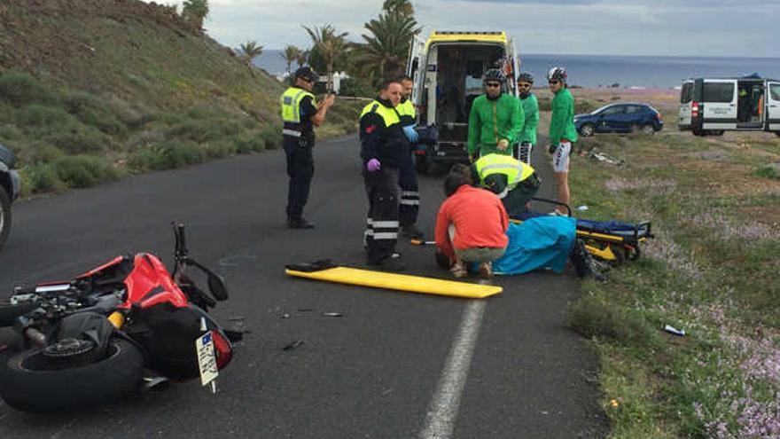 Accidente de motorista en Yaiza