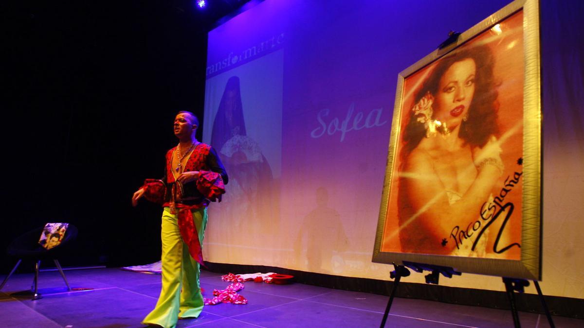 DIVERSA ELCHE | Homenaje a las estrellas del transformismo