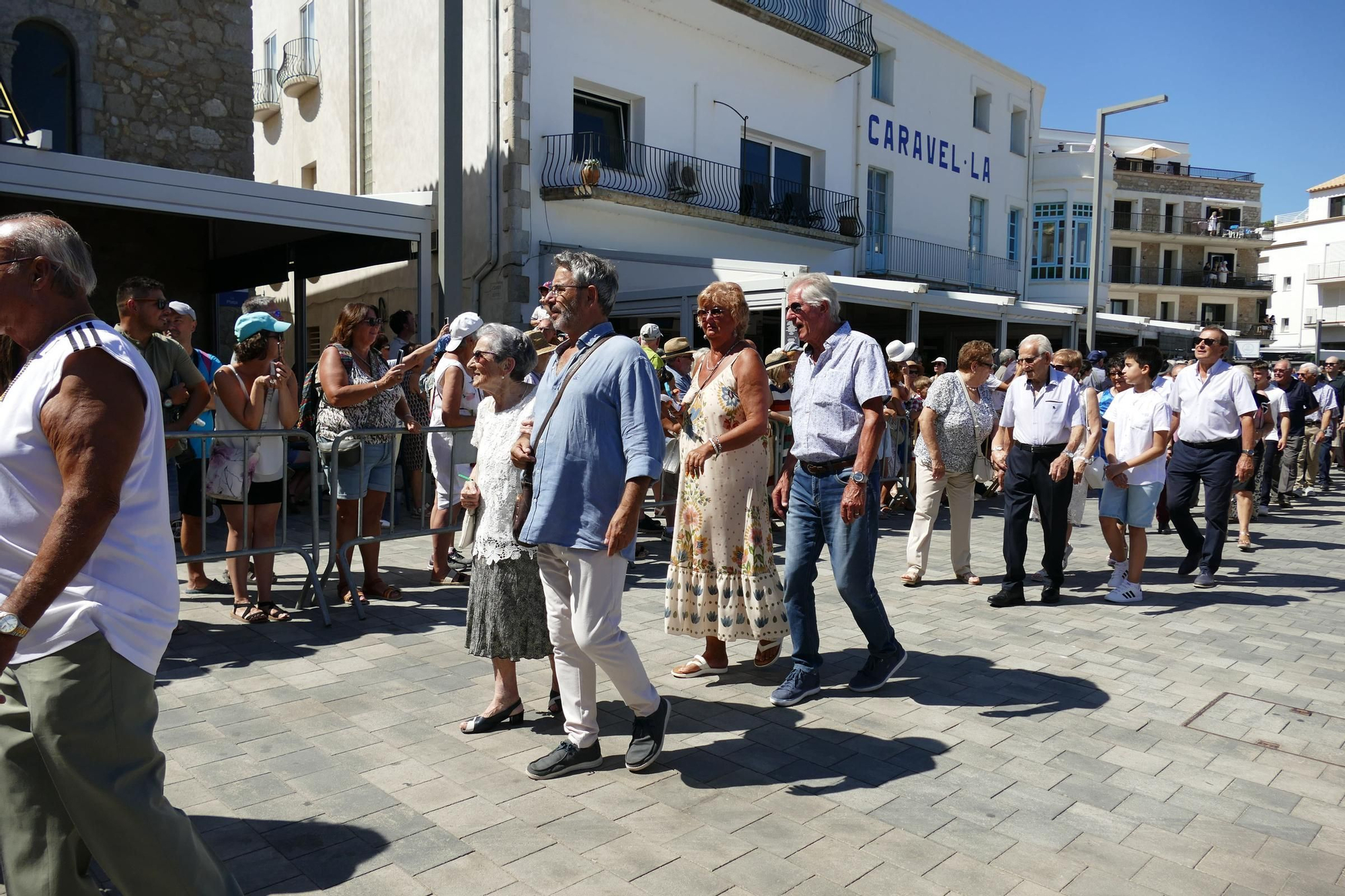 L'Escala commemora la Festa del Carme amb un sentit homenatge a les persones grans i a les seves arrels marineres