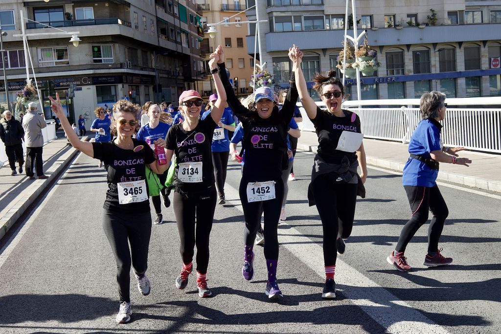 Las imágenes de la llegada a meta de la Carrera de la Mujer de Murcia 2024