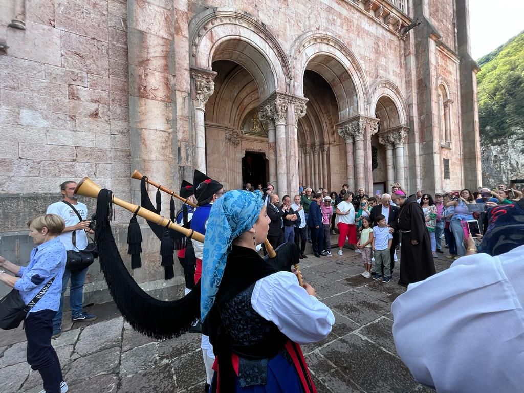 Mensajeros de la Paz celebra su 60 cumpleaños en Covadonga