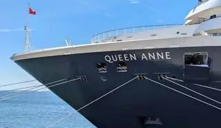 Así es el lujoso crucero que hace escala en Las Palmas de Gran Canaria
