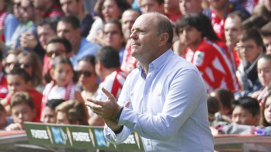 Mel: &quot;El Sporting tuvo el partido en la primera parte&quot;