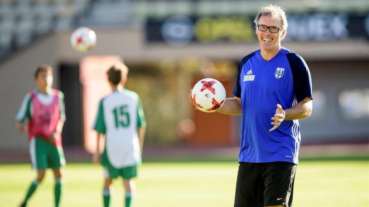 Blanc suena para entrenar al Chelsea