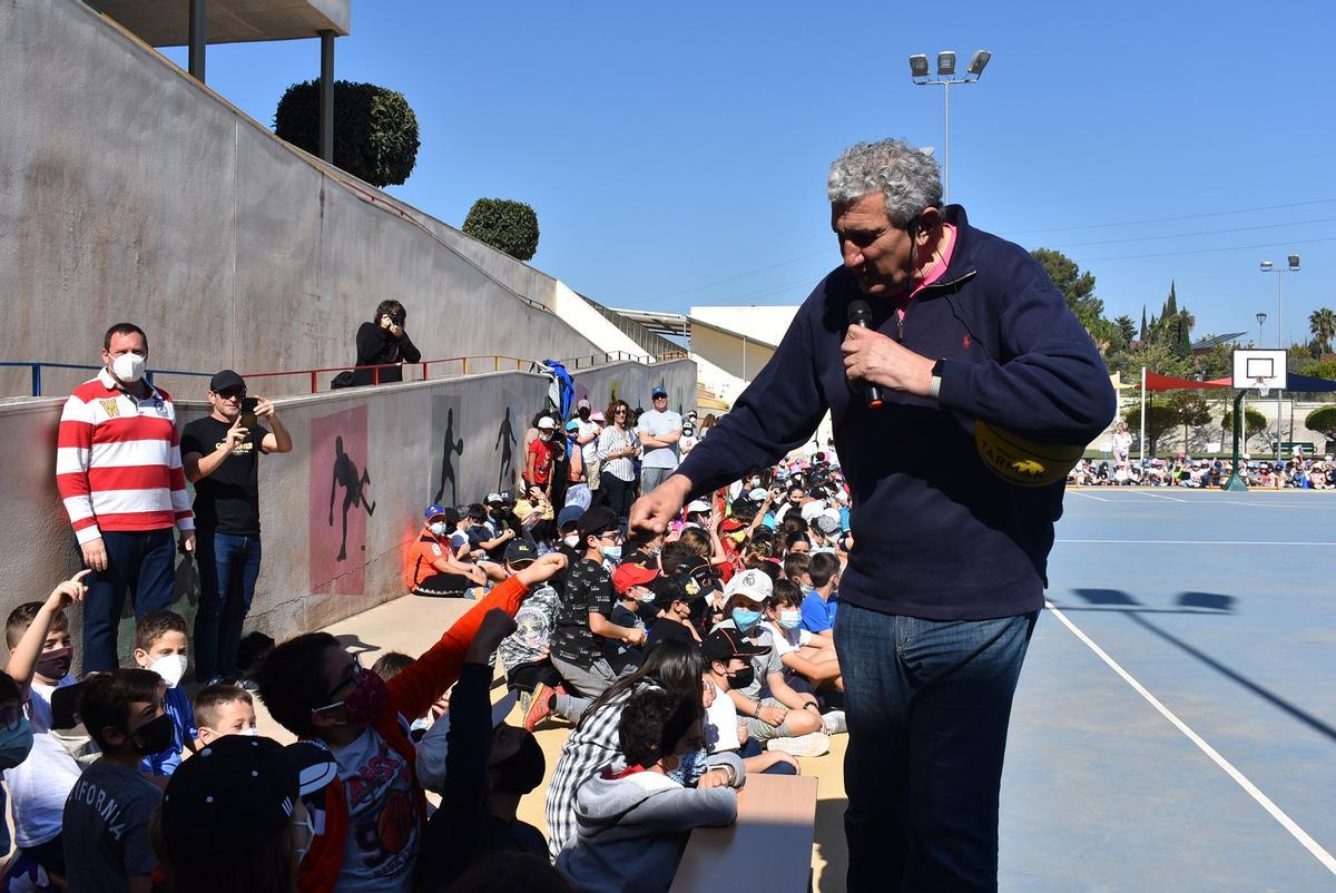 Fernando Romay se ha metido a todo los alumnos en el bolsillo.