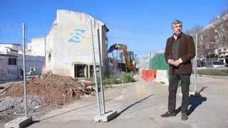 Ejecutada la demolición del centro de transformación de Endesa que permitirá finalizar las obras de la avenida de Trassierra