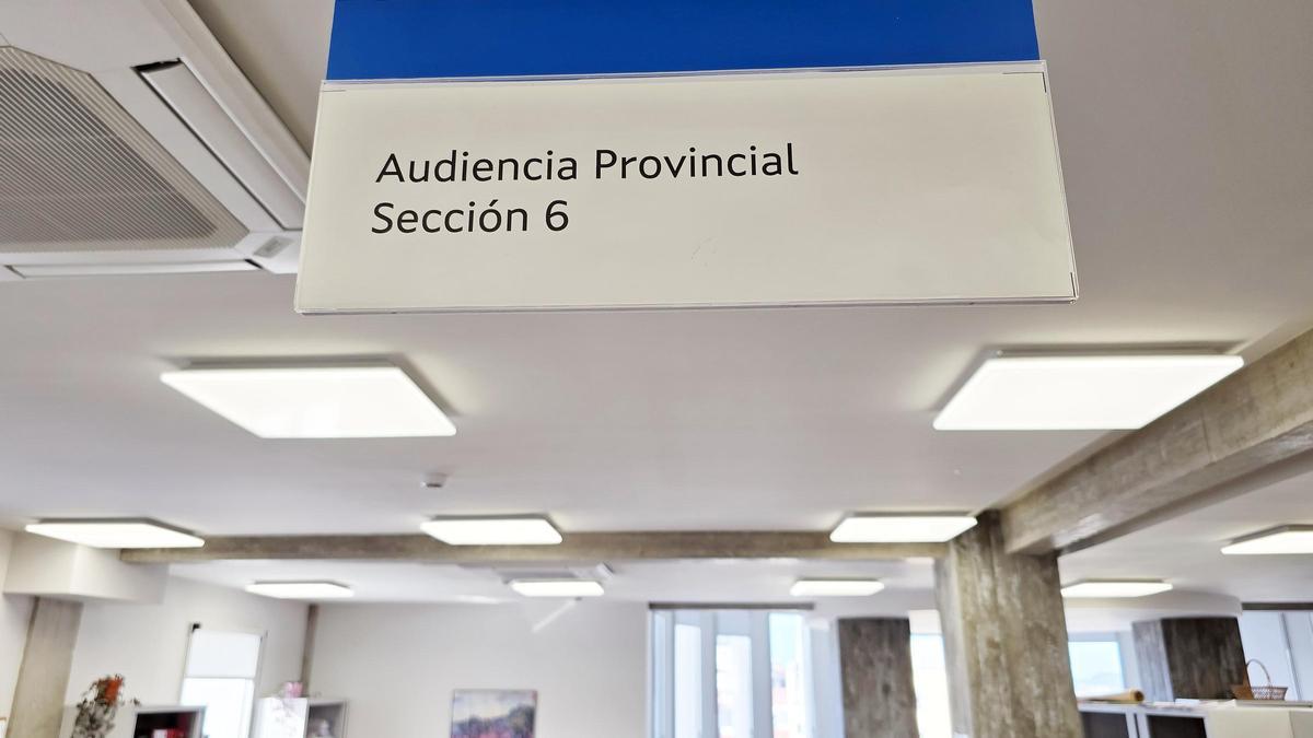 La Sección Sexta de la Audiencia de Vigo, creada en 2001, está especializada en materia civil.