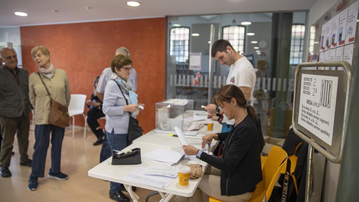 Col·legi electoral a Igualada