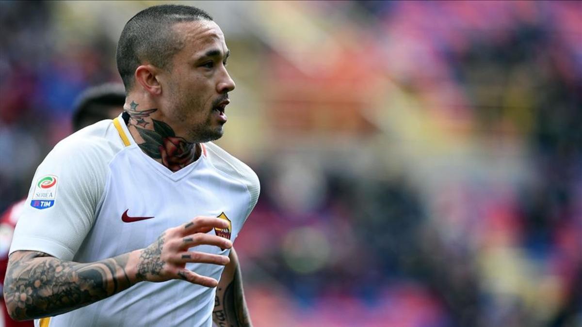 Nainggolan, durante el partido contra el Bolonia en el que tuvo que ser sustituido