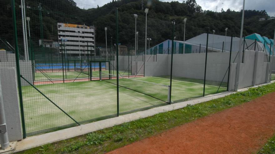 Zona deportiva del campus de Mieres.