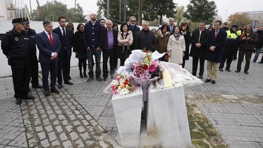 Homenaje en recuerdo a las policías asesinadas