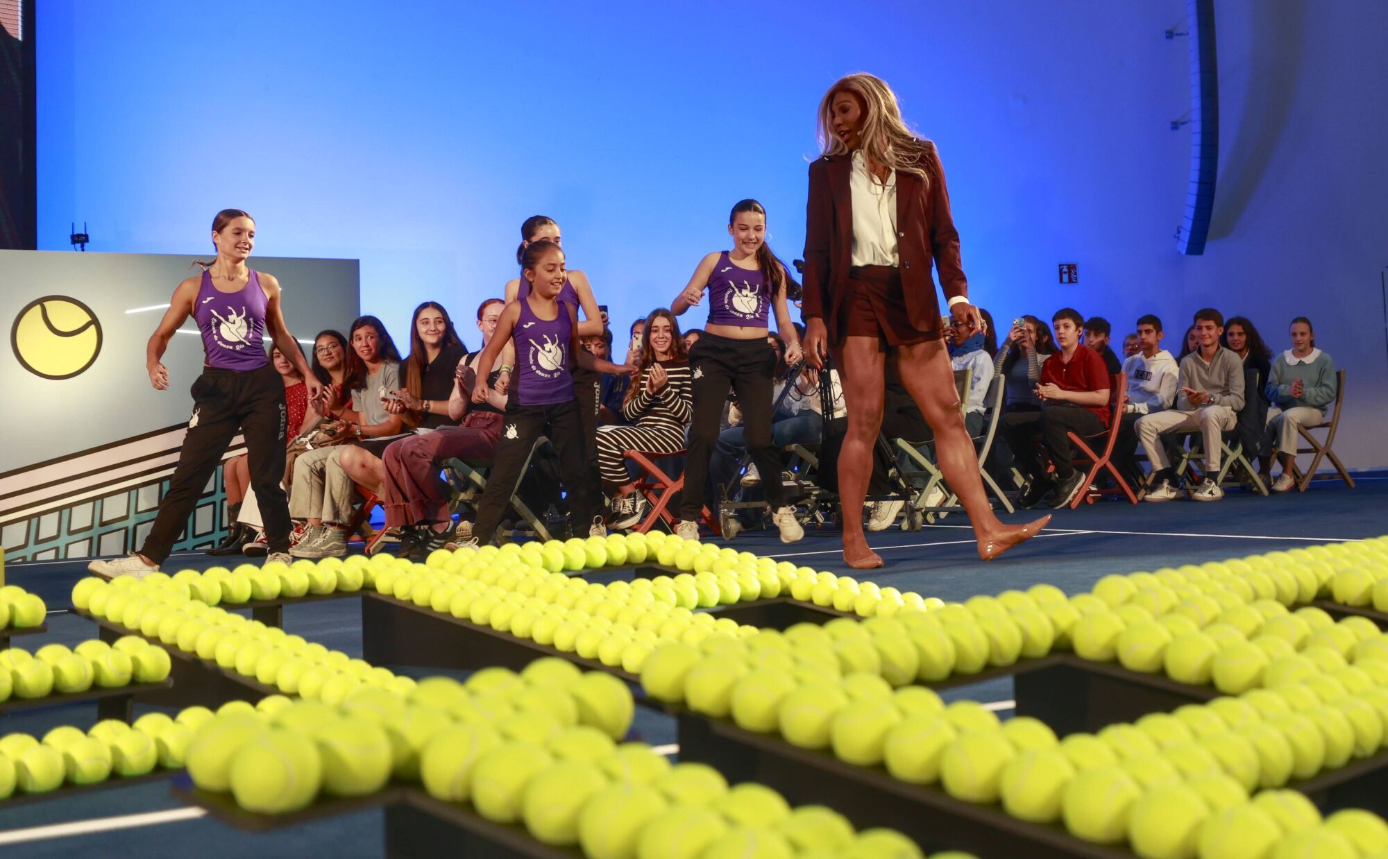 EN IMÁGENES: Encuentro de niños con Serena Williams en el Calatrava de Oviedo