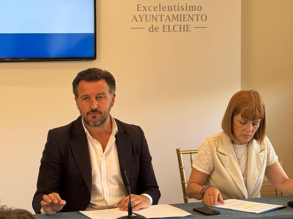 Ruz y Rodil, en un acto