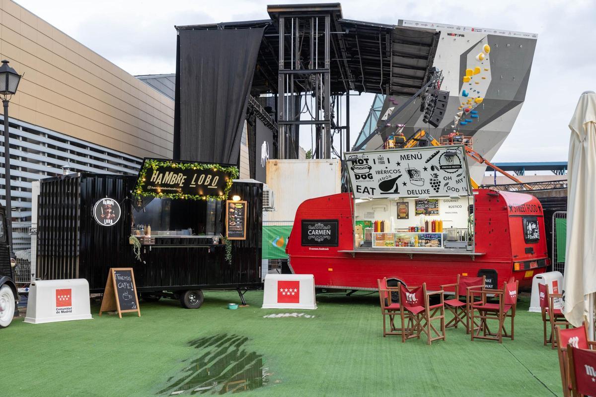 Algunos de los foodtrucks que se encuentran en Climbing Madrid.