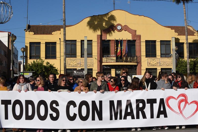 200 personas claman justicia para Marta Calvo