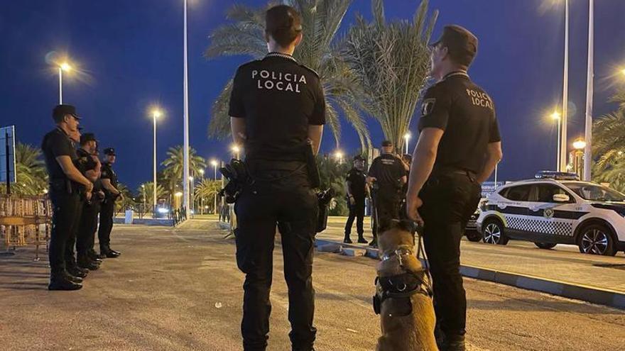 Efectivos de la Policía Local durante las fiestas