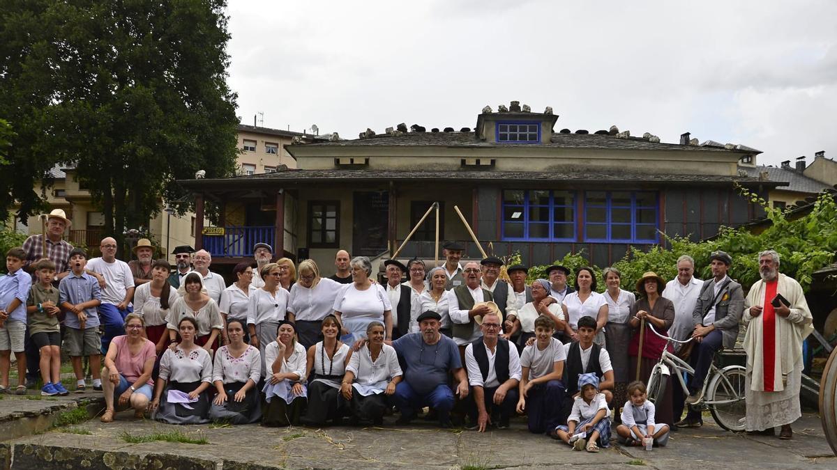Participantes en la recreación.