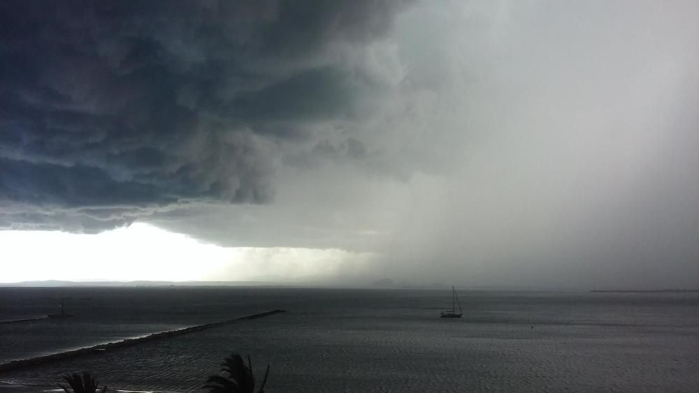 Tempesta de pedra i aigua a Roses