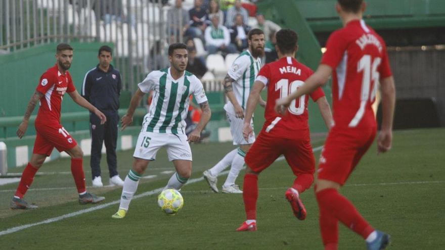 Iván Robles advierte del punto que le sacó el Cádiz B al Cartagena